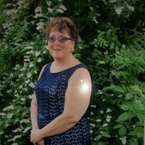 Meet your Posher, Sharon